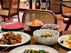 -肆海小川菜酒馆Wine Bistro (青年路店)