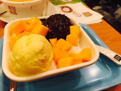 -满记甜品(日月光二店)