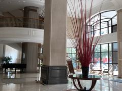 -汕尾巴黎半岛酒店