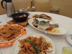 -粤盛海鲜平价店(洛溪食街店)