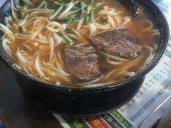 -星林居酸辣米线餐厅