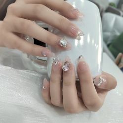 -晨·艺美甲美睫