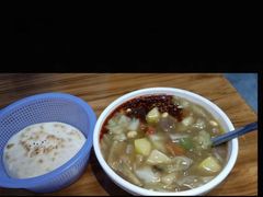 -邢老三肉丸糊辣汤(凤城六路店)