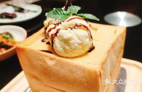 Thick Toast Ice Cream