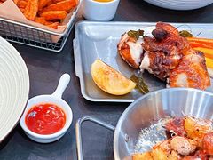 -théATRE茶聚场·餐厅(环球金融中心店)