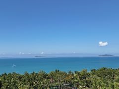 -三亚湾海居雅高铂尔曼度假酒店
