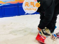 -乔波室内滑雪场