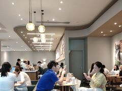 -星巴克臻选(周浦万达店)