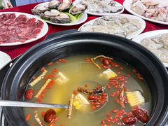 -花苑美食横琴生蚝火锅(拱北粤华路店)