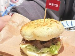 -必胜客(港汇店)