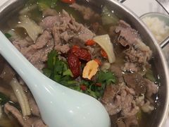 -犇逸·乐山跷脚牛肉·四川现炒(览海店)