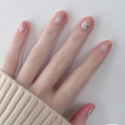 -悦指间美甲美睫