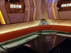 -欢乐空间KTV(奥山世纪城店)