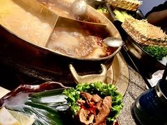 -湊湊火锅·茶憩(打浦桥日月光店)