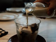 -ROAST coffee & eatery
