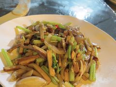 -渔港甄宴·海鲜·地标烟台菜(金沙滩店)