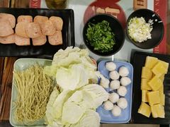 -昱家胡同·烧烤海鲜铜锅涮肉(和平里店)