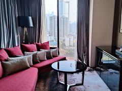 -广州天河希尔顿酒店