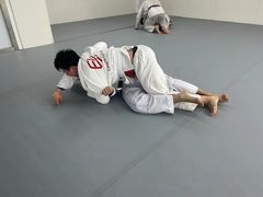 -EFL巴西柔术·综合格斗·泰拳·少儿体能训练(虹桥德必馆)