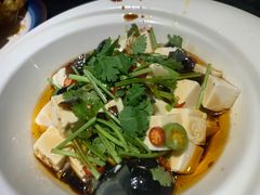 -靠山屯东北农家菜(八龙桥雅苑店)