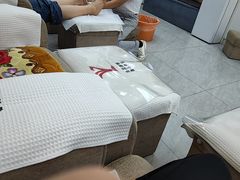 -郑远元专业修脚房(罗村店)