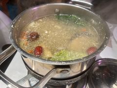 -领鲜活海鲜榴莲自助火锅(东门店)