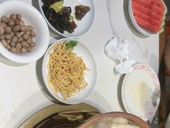 金丝黄菊泉水锅-东门口·新式老北京火锅(河西龙湖天街店)