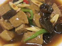 养生黑豆腐煲-呼吸森林·生态农庄农家乐私房菜