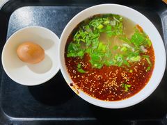 -陇上全荟兰州传统牛肉面(延吉路店)