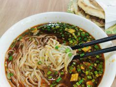岐山臊子面-白起肉夹馍