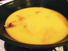 -鲜入围煮花胶鸡海鲜火锅