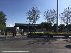 -霍尔果斯国门景区
