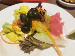 -大中华希尔顿酒店-念自助餐·嗨啤·小龙虾