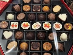 -Laderach 莱德拉(上海环贸iapm店)