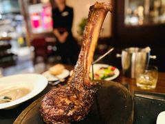 -恰餐厅及酒吧 CHAR Bar & Grill (北京丽都皇冠假日店)