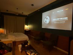 -简洛澜山酒店(武汉光谷步行街店)