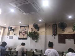 大堂-韦记螺蛳粉(NO2店)