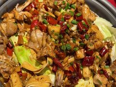 -龙巢盱眙龙虾·牛蛙·烧烤宵夜(八卦岭店)