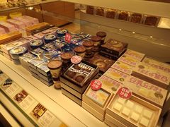零售区-好利来(欧亚商都店)