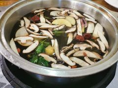 -皇味养生黄牛肉·生态汤锅(金牛万达广场店)