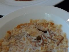 我的营养早餐，麦片+蛋-阿兹凯乐·老洋房西餐