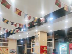 -江城燕子大排档(江汉路步行街店)