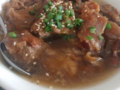 红烧牛肉-回辉登偰氏面片(东莲花美食街店)