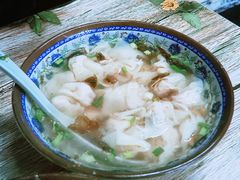-无名氏宵夜小摊(祝家三姐妹馄饨店)