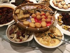 特色葱油鸡-东方明珠老上海8号餐厅(东方明珠广播电视塔店)
