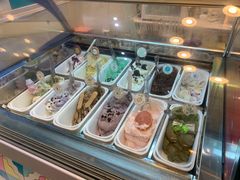自助取餐区-柠檬车露(卖草地店)