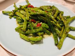 -嗨辣小聚·盘锦河蟹·海鲜烧烤龙虾(盘锦十年好店)