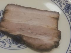 -老天桥酱肉烧饼夹肘子(天桥店)