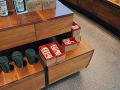 -星巴克(迪士尼小镇店)