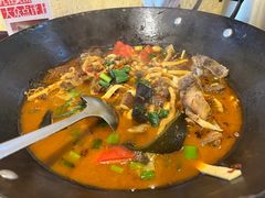 -富正毅三下锅·湘西韵味(天门山索道店)